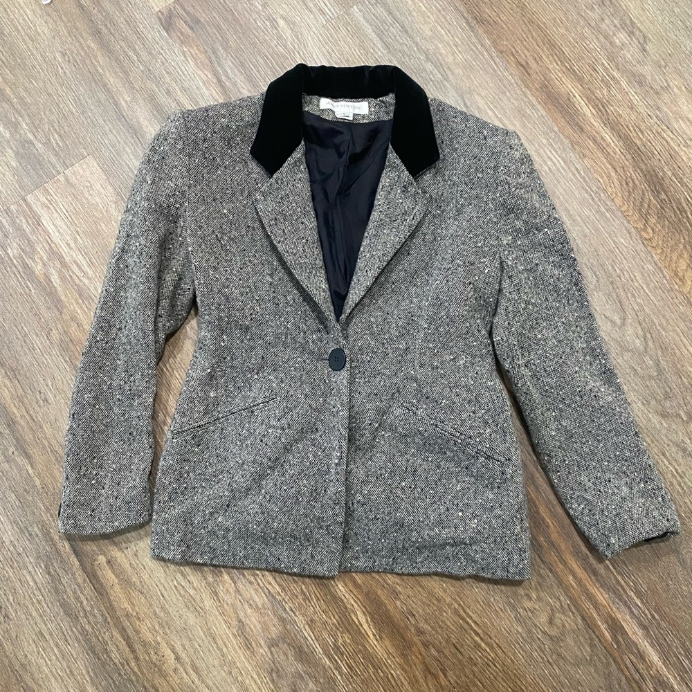 Wool Jones New York Gray and Black Tailored Blazer